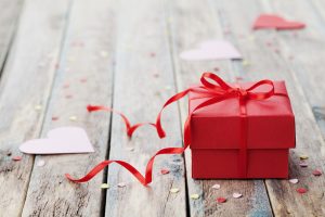 San Valentín se ha cansado de colonias… sorprende a tu pareja con regalos originales